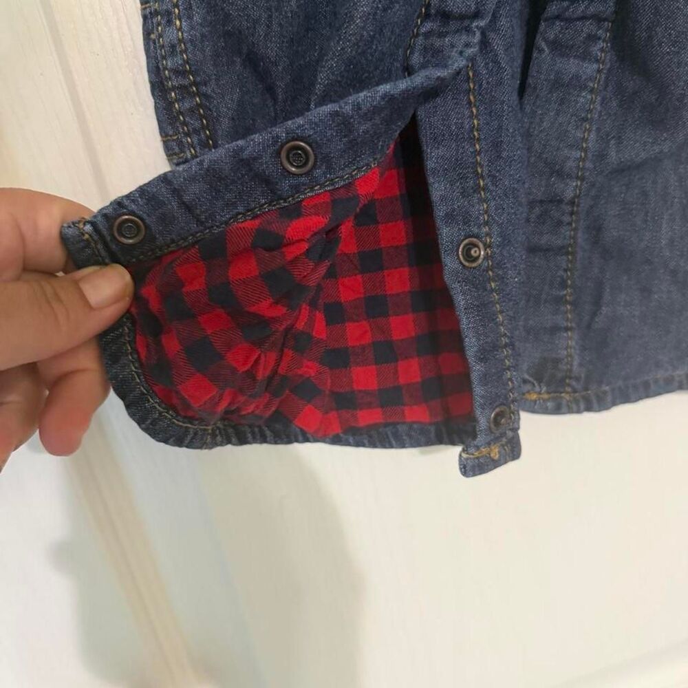 Oshkosh-b-gosh Navy and Red overall set (9 months) - Picture 3 of 4